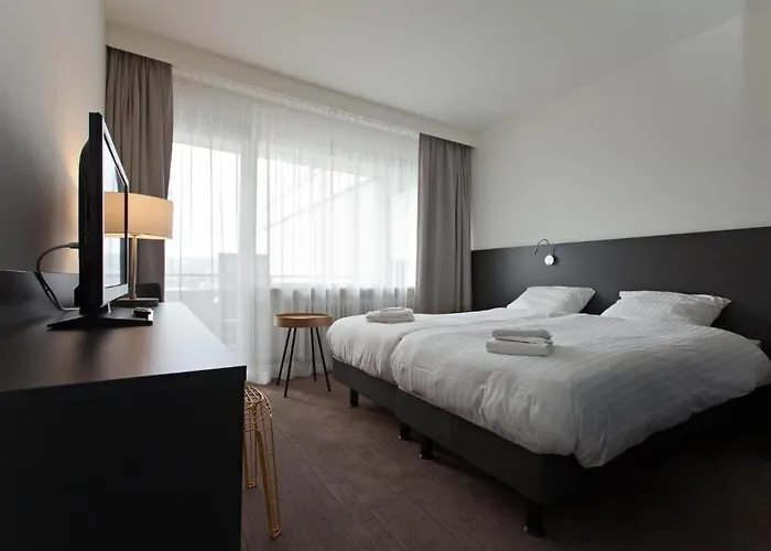 Am Fang 4* באד לאאספה